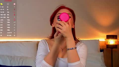 Snapshot of angel_effy chatting on February 2026 07:35:01 PM Angel - your mood online show from February 2026 07:35:01 PM