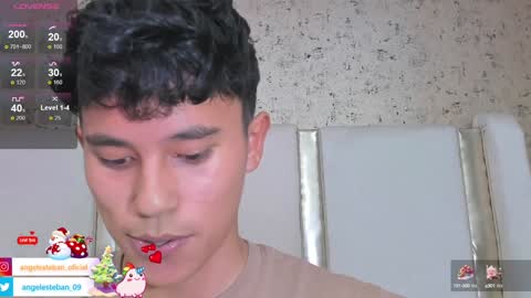 ngel Esteban  online show from January 2025 10:19:01 AM