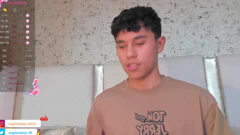 ngel Esteban  online show from February 2025 10:09:01 AM