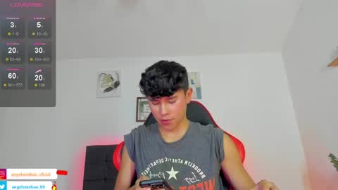 ngel Esteban  online show from October 2025 03:14:02 AM