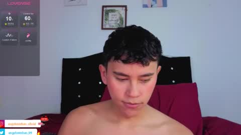 ngel Esteban  online show from November 2025 11:21:01 AM