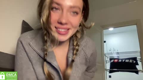 Greetings  Jess online show from December 2024 03:23:01 PM