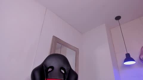 angel hardy online show from September 2025 10:48:01 AM