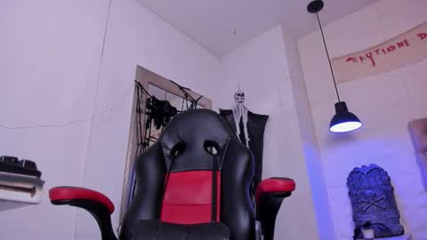 angel hardy online show from October 2025 10:40:02 AM