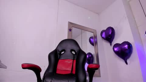 angel hardy online show from February 2026 12:19:01 PM