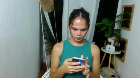 angela online show from September 2025 02:38:01 AM