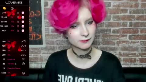 Snapshot of angel_julles chatting on May 2026 04:40:01 AM Angel Dust online show from May 2026 04:40:01 AM