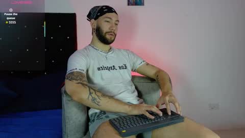angel_kyrozz online show from March 2026 07:07:02 PM