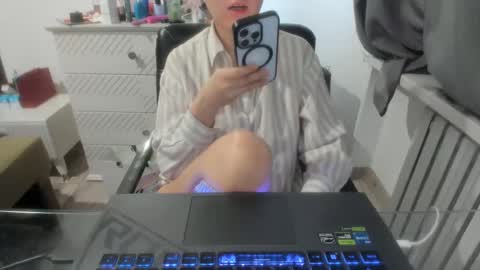 angel_lee__ online show from February 2025 06:29:02 AM