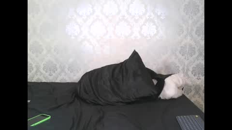 Angel Lein online show from February 2025 07:59:01 PM