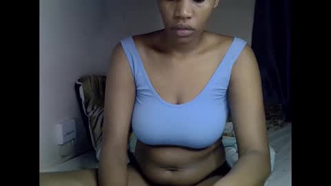 Snapshot of angel_mia5 chatting on May 2026 10:20:02 AM angel_mia5 online show from May 2026 10:20:02 AM