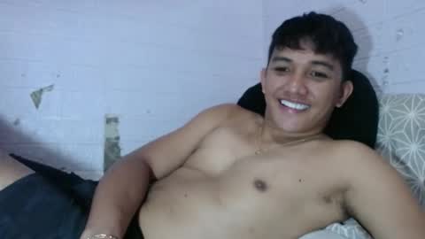 angel_rafael online show from December 2025 04:08:01 AM