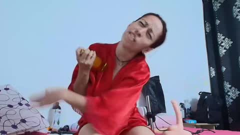 Snapshot of angel_red77 chatting on February 2025 02:37:01 AM angel red77 online show from February 2025 02:37:01 AM