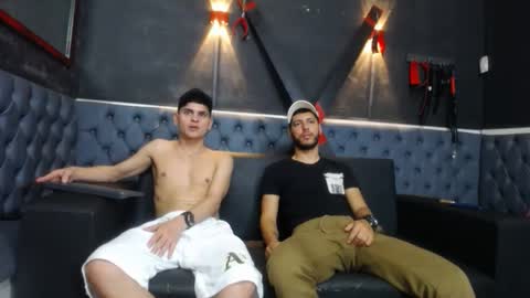 Snapshot of angel_villareal_ chatting on February 2026 05:45:01 AM angel_villareal_ online show from February 2026 05:45:01 AM