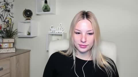 Angela online show from March 2026 06:40:02 AM