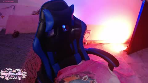 A N G E L A  E L L I S S   online show from April 2026 04:50:02 AM