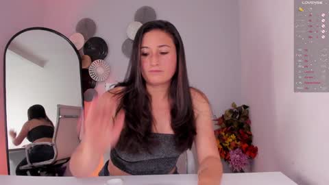 Ange online show from January 2025 09:04:02 PM