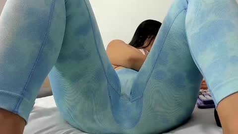 Snapshot of angela_lia_ chatting on January 2025 02:46:02 PM Angela online show from January 2025 02:46:02 PM