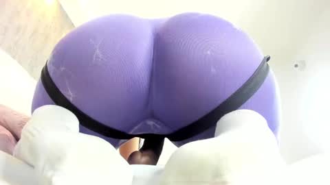 Snapshot of angela_lia_ chatting on September 2025 02:21:01 PM Angela online show from September 2025 02:21:01 PM