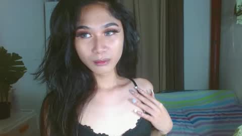 angela online show from January 2025 09:45:01 PM