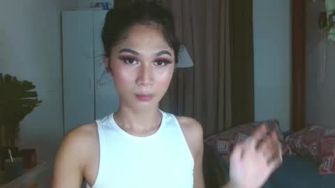 angela online show from February 2025 03:22:01 AM