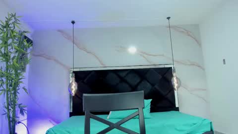 ANGELA online show from September 2025 12:05:01 PM