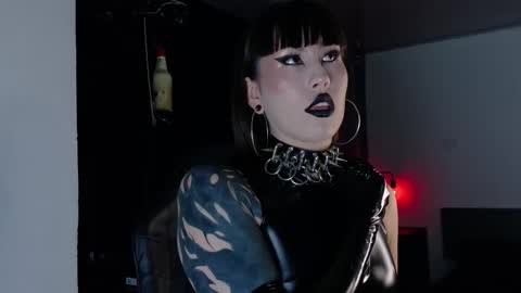 Angela help me reach 100 thumbs up online show from October 2025 09:04:02 PM