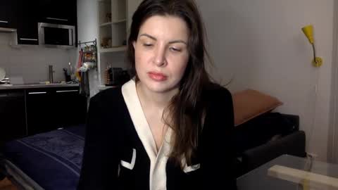 Angela online show from December 2024 08:18:01 PM