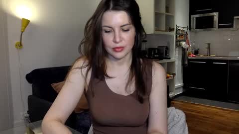 Angela online show from December 2024 08:14:02 PM