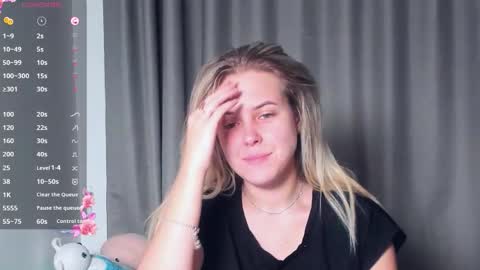 Darsi Anty online show from November 2025 03:24:01 PM