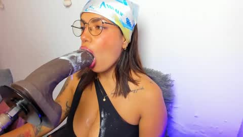 Angela Ricci online show from April 2026 04:45:02 PM