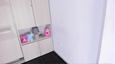 Snapshot of angelariverss chatting on February 2026 12:05:02 PM angelariverss online show from February 2026 12:05:02 PM