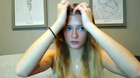 Angel  online show from December 2025 12:29:01 AM