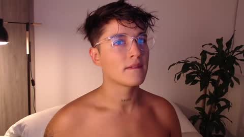 Angel online show from January 2025 11:50:01 PM