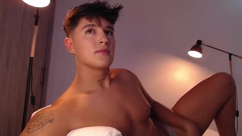 Angel online show from February 2025 07:10:01 PM