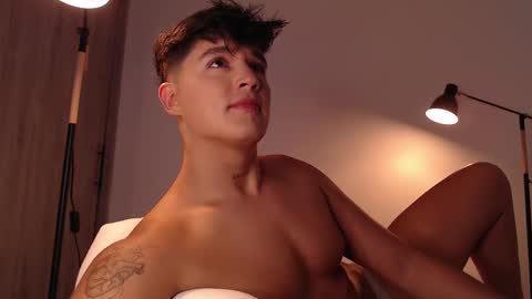 Angel online show from February 2025 10:15:02 PM