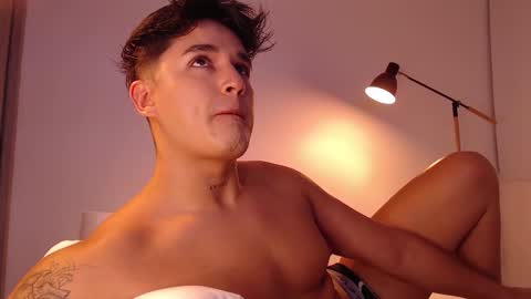 Angel online show from September 2025 12:33:02 AM