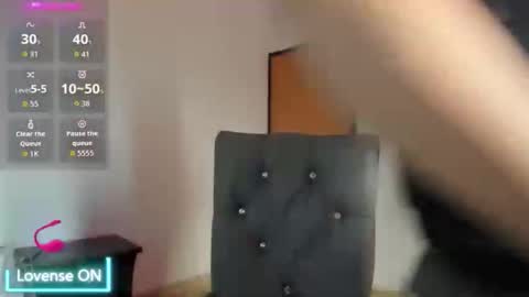 angel online show from December 2025 03:30:01 PM