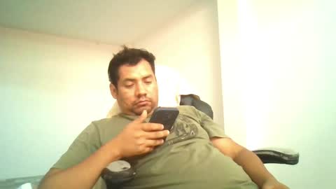 Snapshot of angeldavid90 chatting on April 2026 03:57:01 PM angeldavid90 online show from April 2026 03:57:01 PM