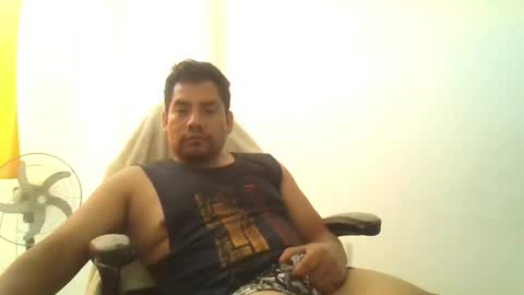 Snapshot of angeldavid90 chatting on April 2026 07:00:02 PM angeldavid90 online show from April 2026 07:00:02 PM