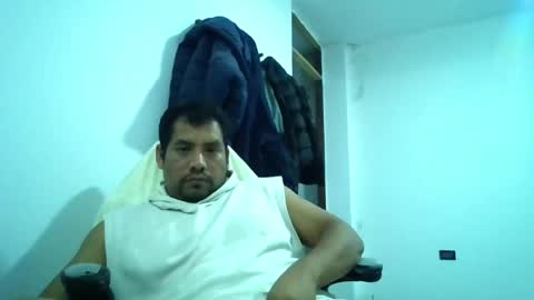 Snapshot of angeldavid90 chatting on May 2026 03:01:02 AM angeldavid90 online show from May 2026 03:01:02 AM