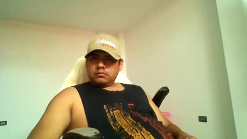 Snapshot of angeldavid90 chatting on May 2026 04:26:01 PM angeldavid90 online show from May 2026 04:26:01 PM
