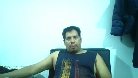 Snapshot of angeldavid90 chatting on May 2026 12:18:01 AM angeldavid90 online show from May 2026 12:18:01 AM