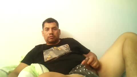 Snapshot of angeldavid90 chatting on May 2026 04:37:02 PM angeldavid90 online show from May 2026 04:37:02 PM