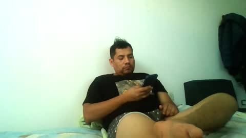 Snapshot of angeldavid90 chatting on May 2026 06:53:01 PM angeldavid90 online show from May 2026 06:53:01 PM