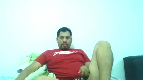 Snapshot of angeldavid90 chatting on June 2026 11:40:02 PM angeldavid90 online show from June 2026 11:40:02 PM