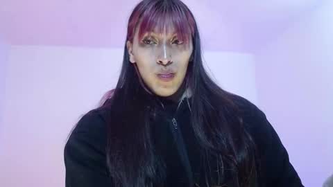 Snapshot of angele_johnson chatting on September 2025 01:40:02 AM angele online show from September 2025 01:40:02 AM