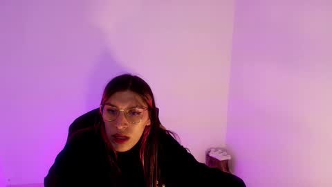 Snapshot of angele_johnson chatting on February 2026 08:06:01 PM angele online show from February 2026 08:06:01 PM