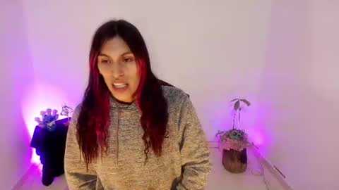 angele online show from June 2026 08:51:02 PM