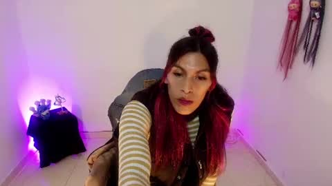 angele online show from June 2026 07:38:01 PM